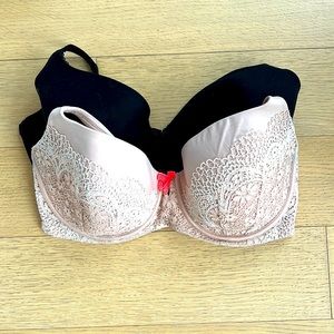 Victoria’s Secret Bras 36DDD ($125 value)